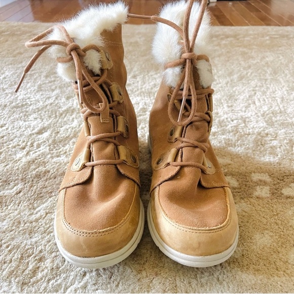 Sorel Explorer Joan Winter Boot Suede, Faux Fur, Fleece Lined Tan Size 9 - Picture 4 of 12